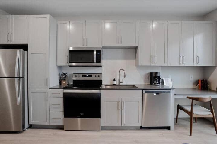 Cozysuites Spacious Sdo, Lawrenceville Pittsburgh Exteriör bild